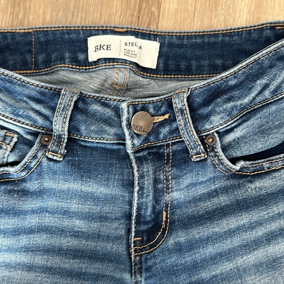 Buckle BKE Stella boot cut jeans size 23x29 1/2 - Picture 2 of 8